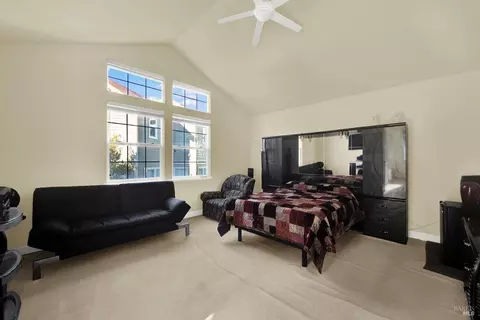 Bedroom - 6178 Ashwell Way, Vallejo, CA 94591 photo 5 of 5
