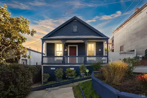 1023 1st Ave, Crockett, CA 94525