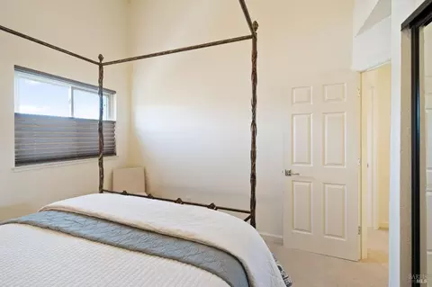Bedroom - 4 Valley West Cir, Napa, CA 94558 photo 10 of 10