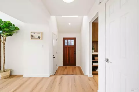 Entry Way - 4 Valley West Cir, Napa, CA 94558 photo 1 of 3