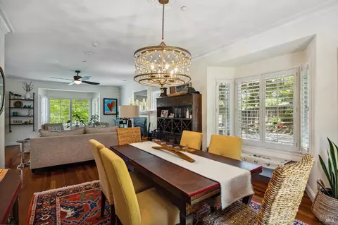 Dining - 20 Deer Valley Ct, Petaluma, CA 94952 photo 2 of 2
