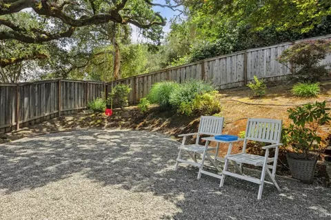 Exterior - 20 Deer Valley Ct, Petaluma, CA 94952 photo 20 of 22