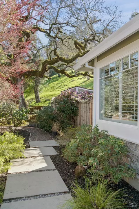 Exterior - 20 Deer Valley Ct, Petaluma, CA 94952 photo 22 of 22