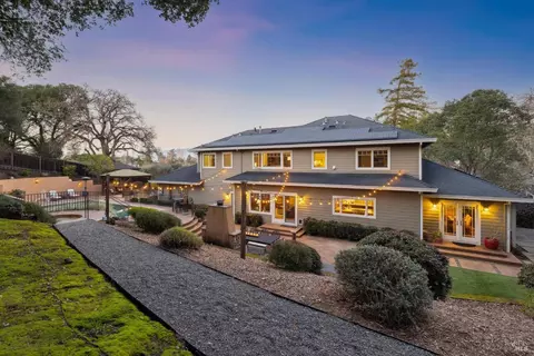 Exterior - 20 Deer Valley Ct, Petaluma, CA 94952 photo 21 of 22