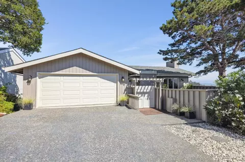 40 Aquinas Dr, San Rafael, CA 94901