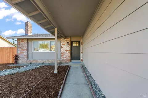 1525 Davis Ct, Fairfield, CA 94533 photo 4