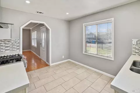 125 Beard St, Vacaville, CA 95688 photo 12