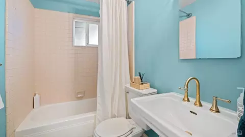 910 Mountain View Ave, Petaluma, CA 94952 photo 16