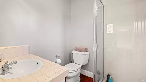 910 Mountain View Ave, Petaluma, CA 94952 photo 18
