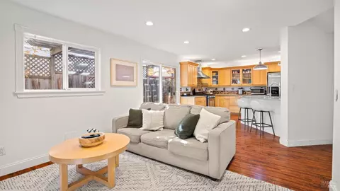 910 Mountain View Ave, Petaluma, CA 94952 photo 12