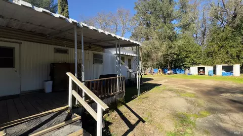 1180 Skyloah Way, Redwood Valley, CA 95470