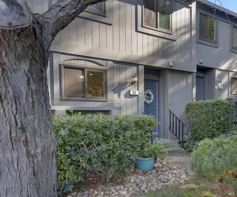 85 Gazania Ct, Novato, CA 94945