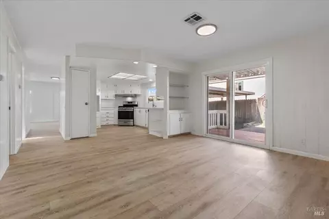 42 Constance Dr, Vallejo, CA 94590 photo 13