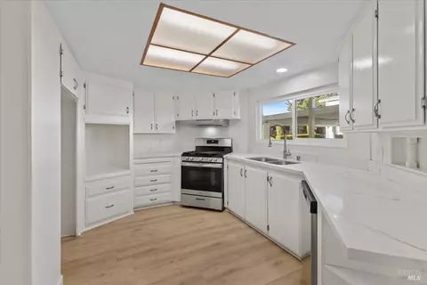 42 Constance Dr, Vallejo, CA 94590 photo 9