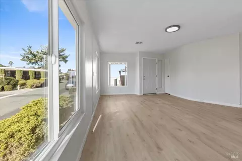 42 Constance Dr, Vallejo, CA 94590 photo 7