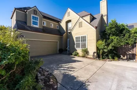 2341 Mikayla Dr, Santa Rosa, CA 95403