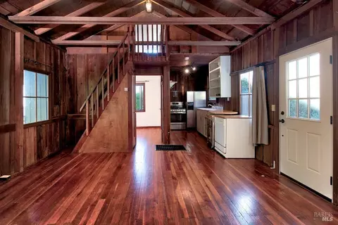 94 Oak Rd, Fairfax, CA 94930 photo 6