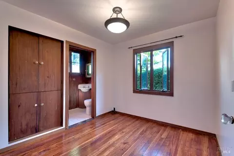 94 Oak Rd, Fairfax, CA 94930 photo 13