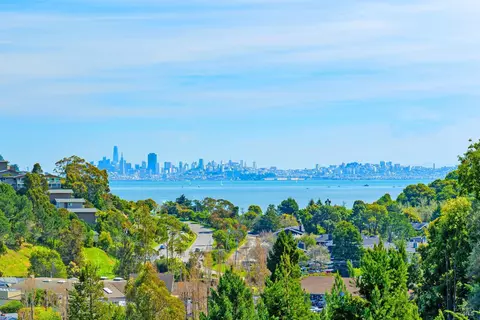 70 Monterey Dr, Tiburon, CA 94920