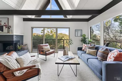 3 Mora Ave, Fairfax, CA 94930