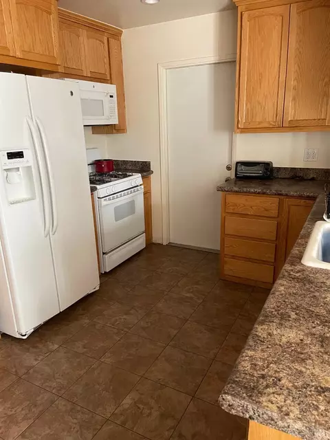 1407 Eisenhower St, Fairfield, CA 94533 photo 7