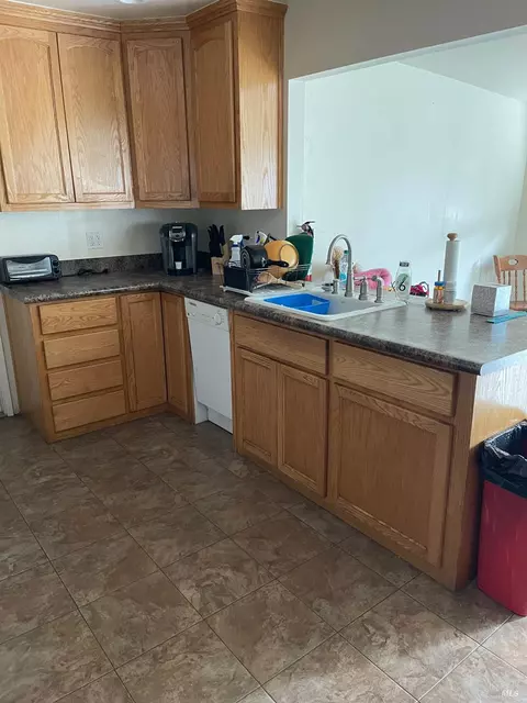 1407 Eisenhower St, Fairfield, CA 94533 photo 8