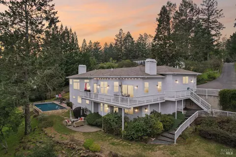 4064 Alta Vista Ave, Santa Rosa, CA 95404