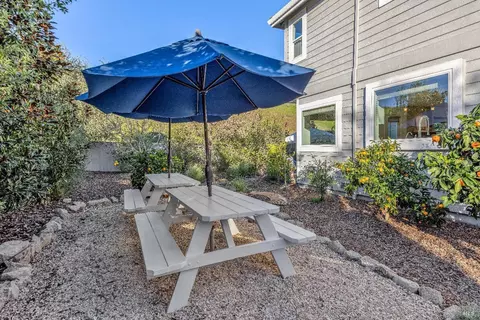 206 Windsor Dr, Petaluma, CA 94952 photo 53