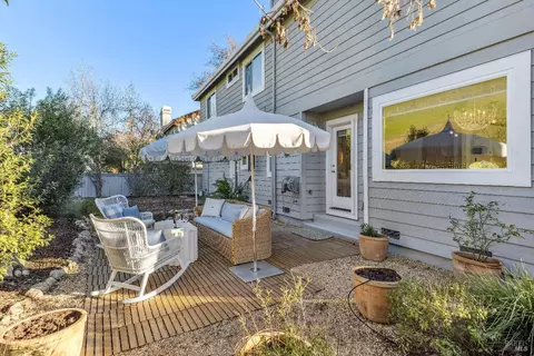 206 Windsor Dr, Petaluma, CA 94952 photo 47
