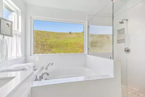 206 Windsor Dr, Petaluma, CA 94952 photo 29
