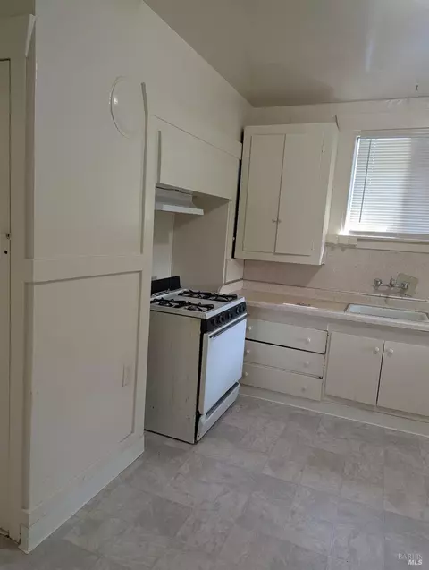 125 Broadway St, Vallejo, CA 94590 photo 6