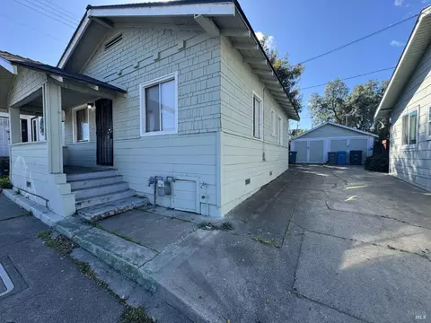 125 Broadway St, Vallejo, CA 94590 photo 2