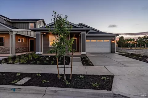 249 Spanish Oak Dr, Windsor, CA 95492