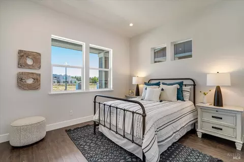 249 Spanish Oak Dr, Windsor, CA 95492 photo 7