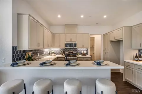 249 Spanish Oak Dr, Windsor, CA 95492 photo 14