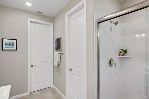 327 Pear Tree Ter, Napa, CA 94558 photo 32