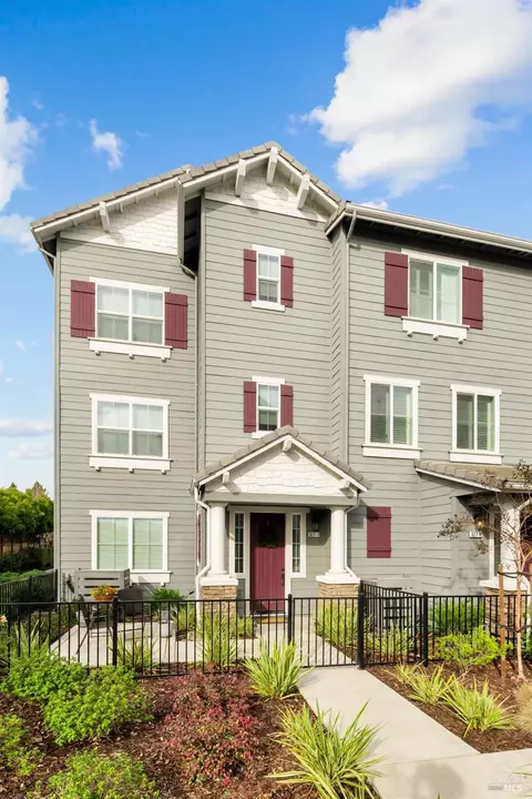 327 Pear Tree Ter, Napa, CA 94558 photo 46