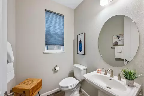 327 Pear Tree Ter, Napa, CA 94558 photo 22