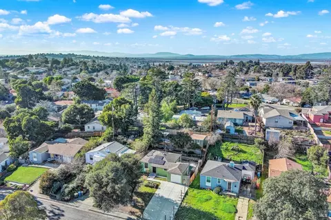 View/Area - 133 Howard Ave, Vallejo, CA 94589 photo 3 of 11