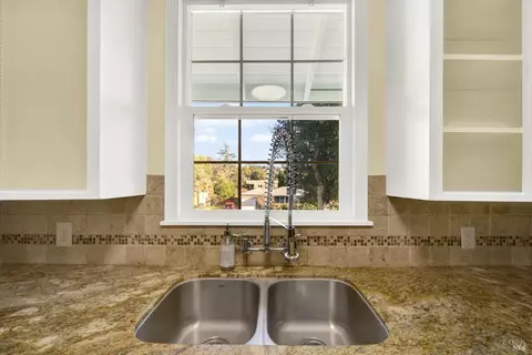 Kitchen - 133 Howard Ave, Vallejo, CA 94589 photo 4 of 7