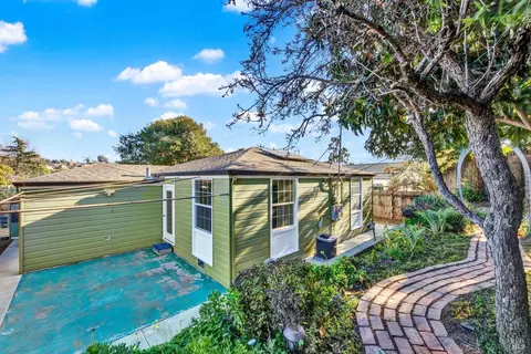 Exterior - 133 Howard Ave, Vallejo, CA 94589 photo 12 of 24