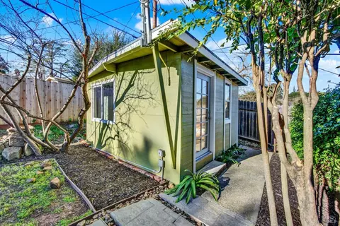 Exterior - 133 Howard Ave, Vallejo, CA 94589 photo 4 of 24
