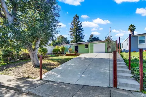 Exterior - 133 Howard Ave, Vallejo, CA 94589 photo 2 of 24