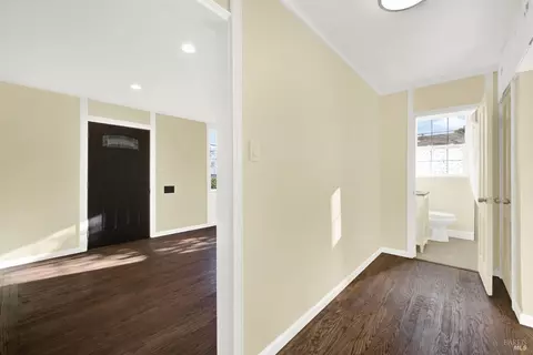 Entry Way - 133 Howard Ave, Vallejo, CA 94589 photo 5 of 5
