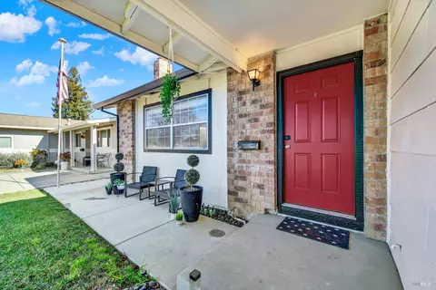 620 Glenside Dr, Dixon, CA 95620 photo 5