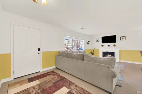 620 Glenside Dr, Dixon, CA 95620 photo 7