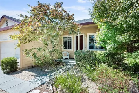 8729 Holly Leaf Dr, Windsor, CA 95492 photo 3