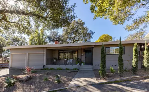 18085 Las Lomas Rd, Sonoma, CA 95476