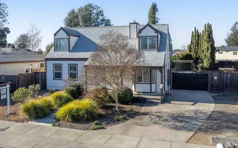 1133 Piner Creek Dr, Santa Rosa, CA 95401