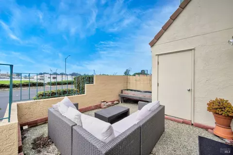 183 Nantucket Ln, Vallejo, CA 94590 photo 31